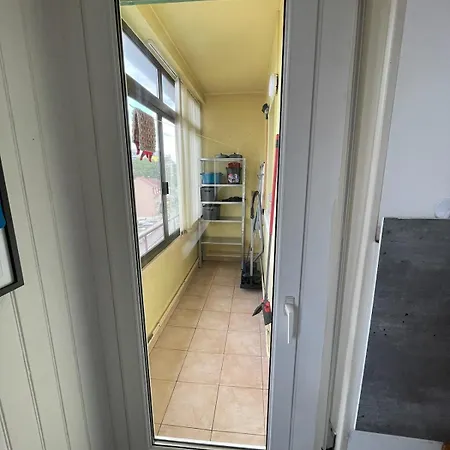 Fun 3-bedroom With Balcony